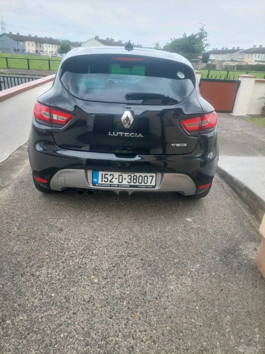 Car - Image 4