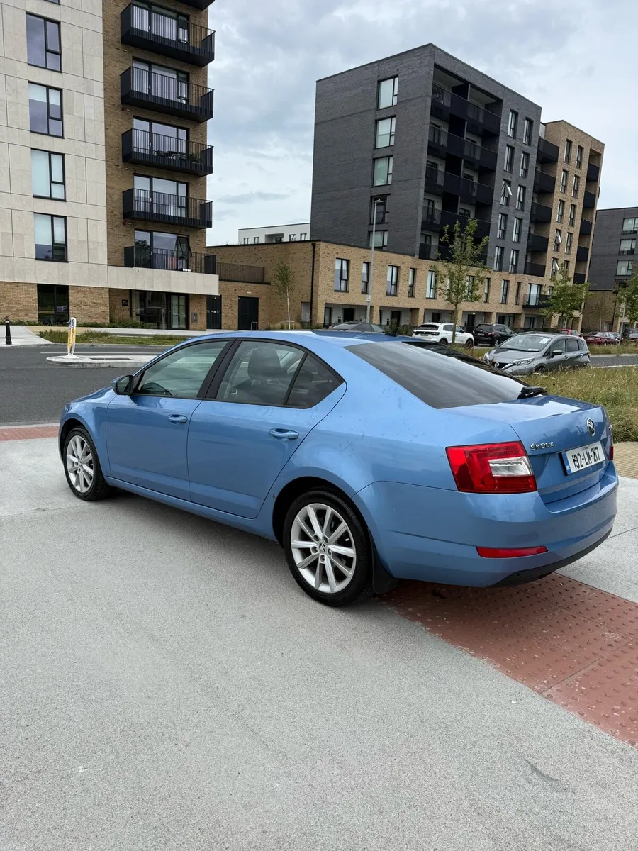 Skoda Octavia 1.6 TDI Nct 04/27 - Image 3