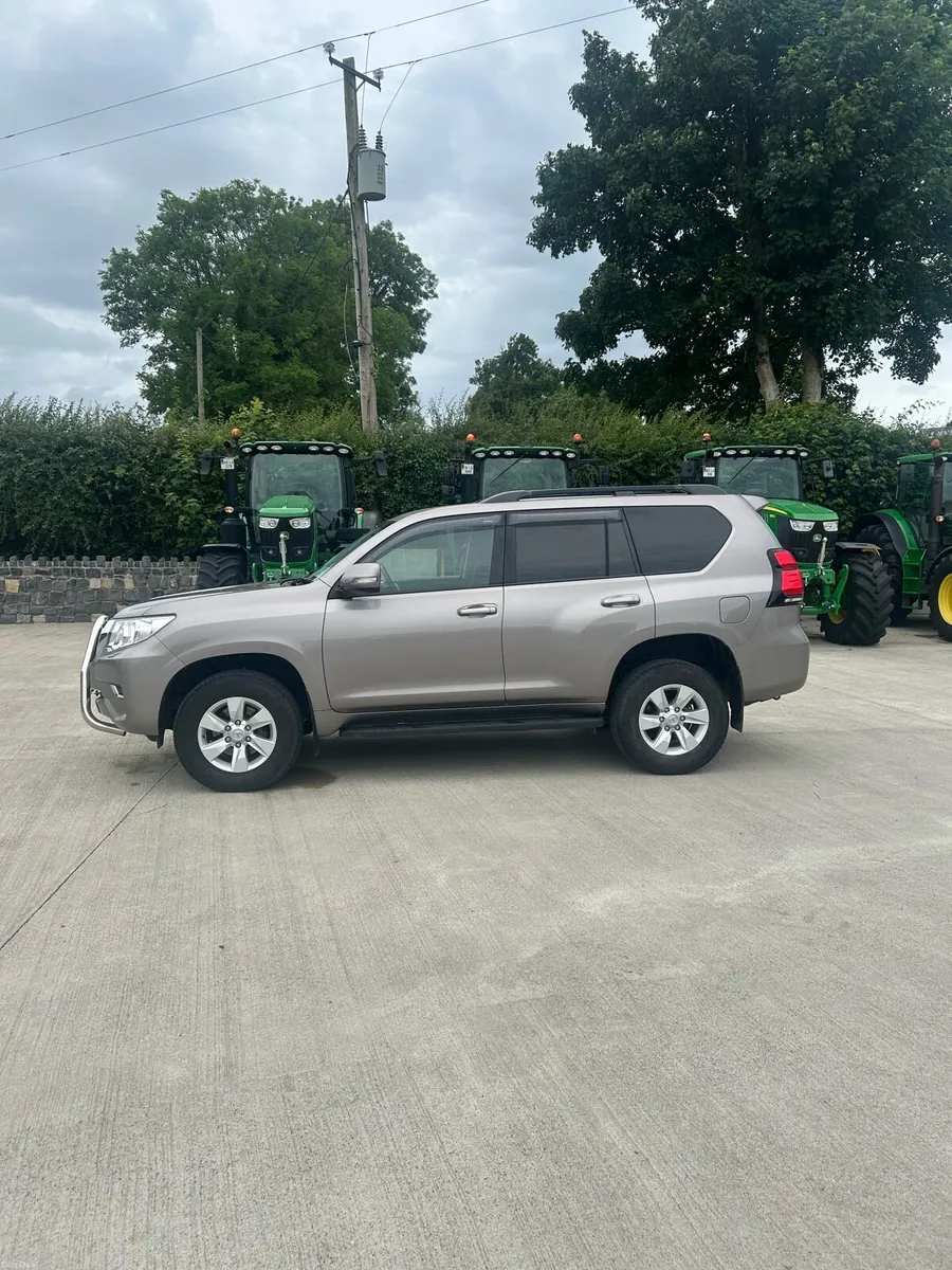 Toyota Landcruiser - Image 4