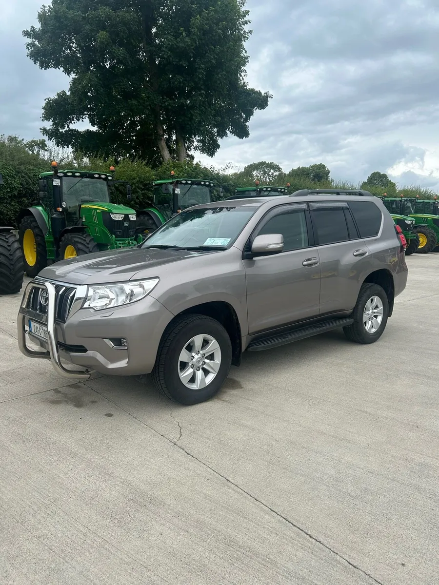 Toyota Landcruiser - Image 6