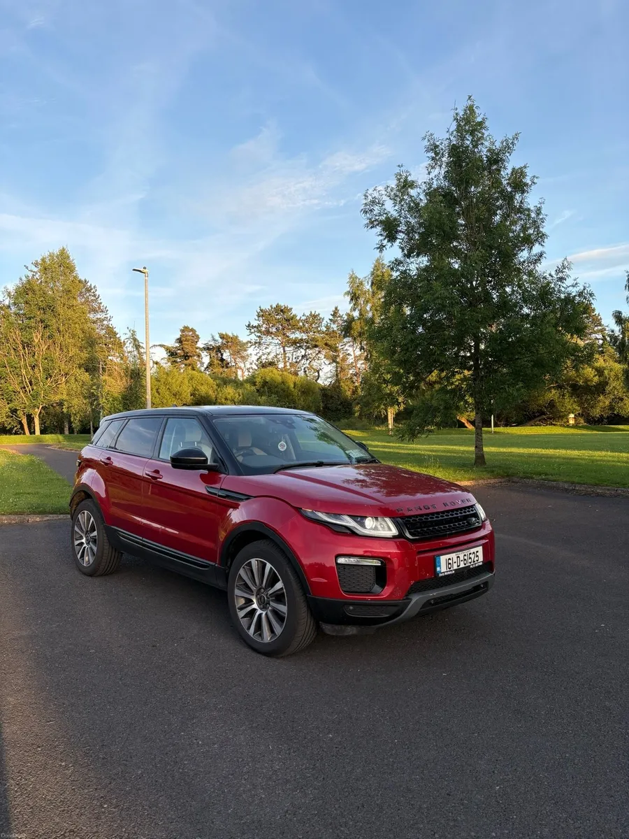 Range Rover - Image 2