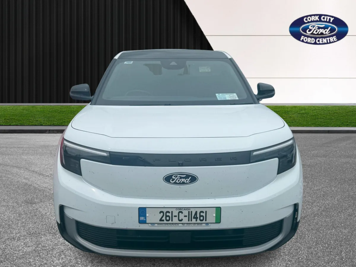 Ford Explorer PREMIUM 77KWH EXTENDE - Image 2