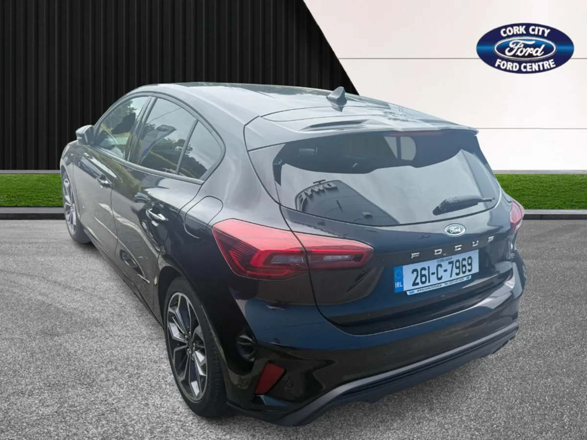 Ford Focus X ED 125 MHEV M6 ST-LINE - Image 4