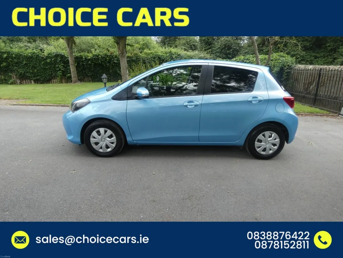 Toyota Yaris 1.3 AUTO LOW MILEAGE - Image 3