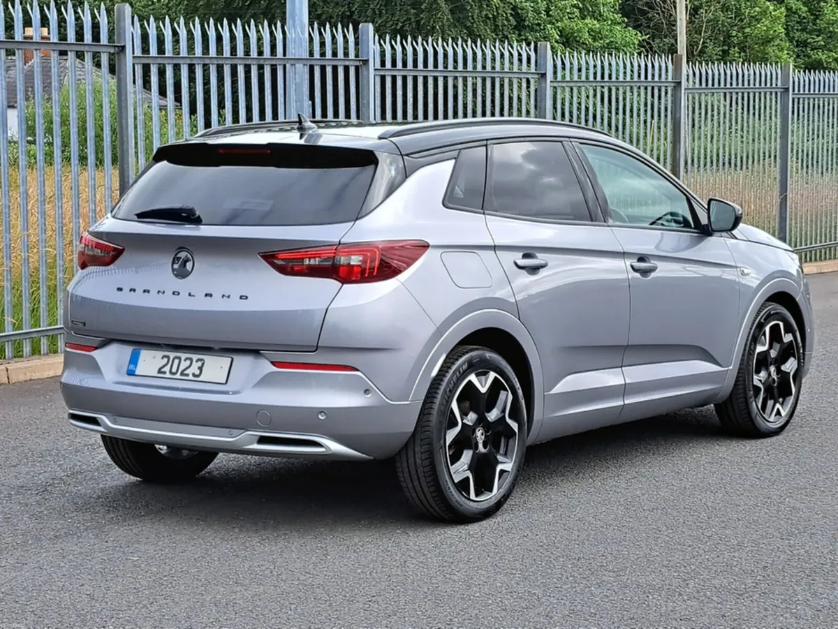 Opel Grandland ULTIMATE 1.2TURBO 130BHP **LEATHER/ - Image 5