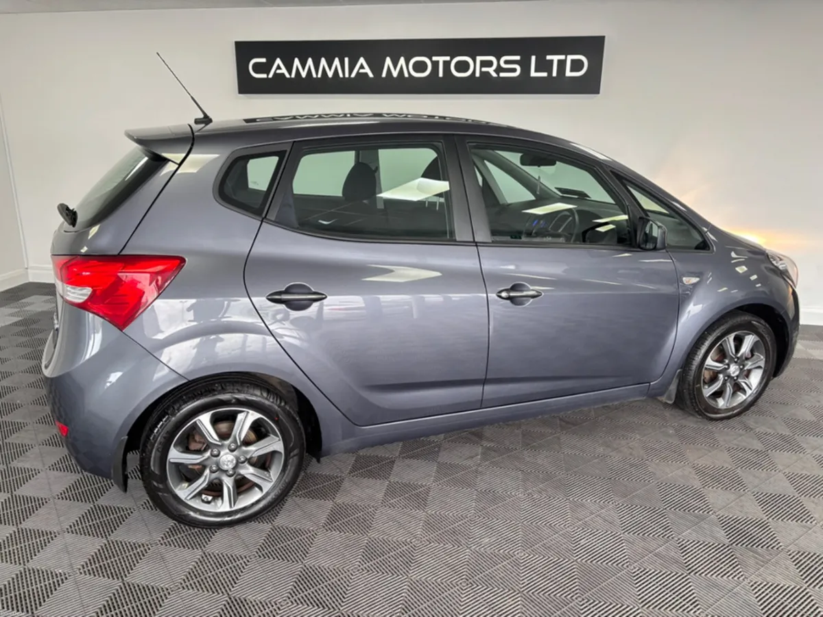 Hyundai ix20 DELUXE 5DR PETRL - Image 4