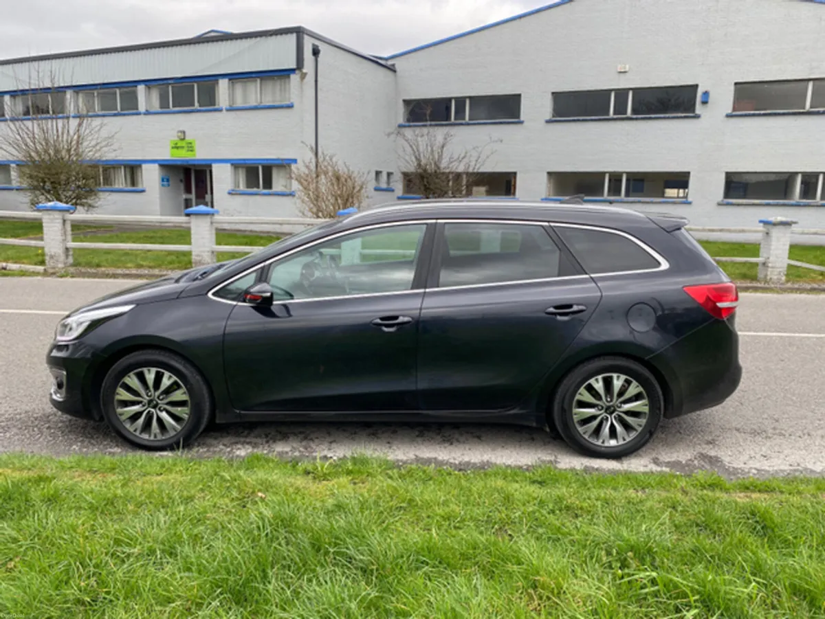 Kia Ceed CEE'D SPORTWAGON 1.6 SAM 5DR EX - Image 4