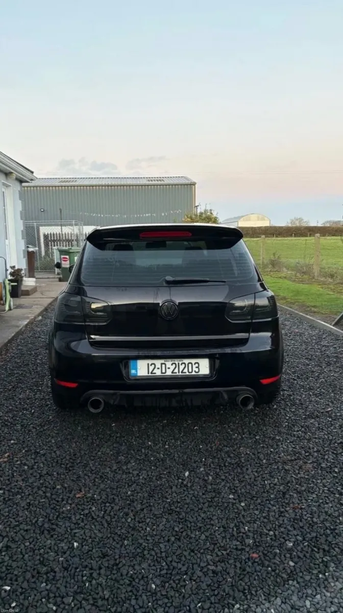 Volkswagen Golf 2012 - Image 2