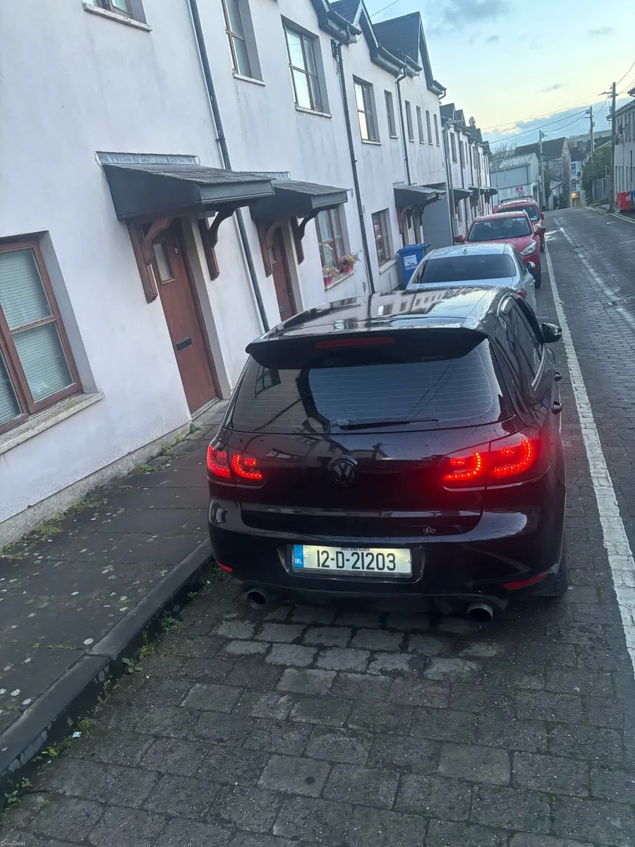 Volkswagen Golf 2012 - Image 1