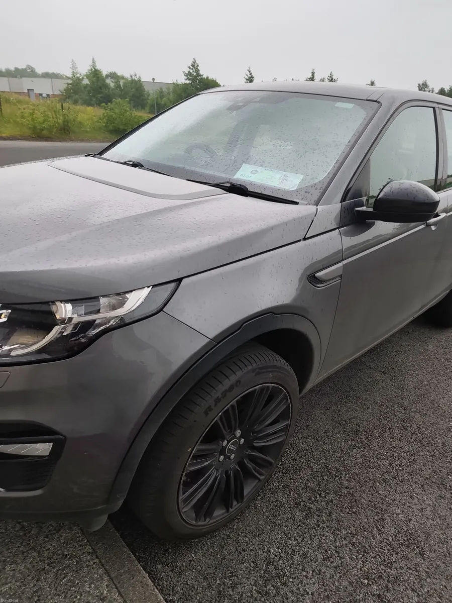 Land Rover Discovery 2015 - Image 4
