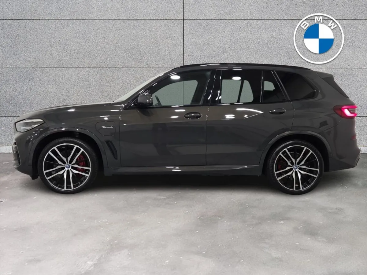 BMW X5 xDrive45e xLine - Image 4