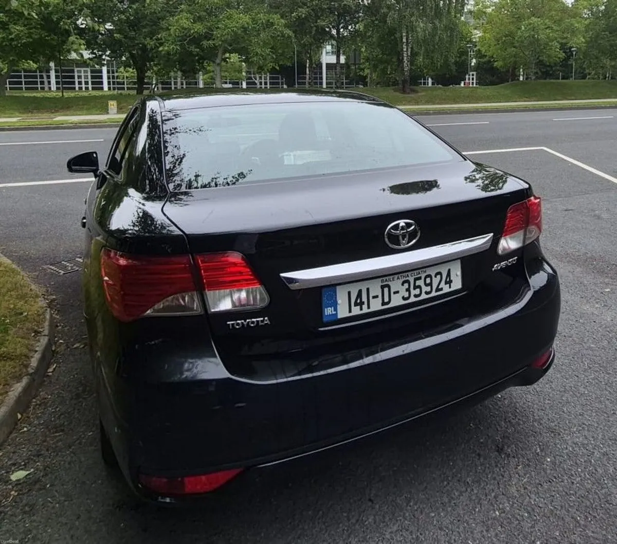 Toyota Avensis 2014 - Image 1