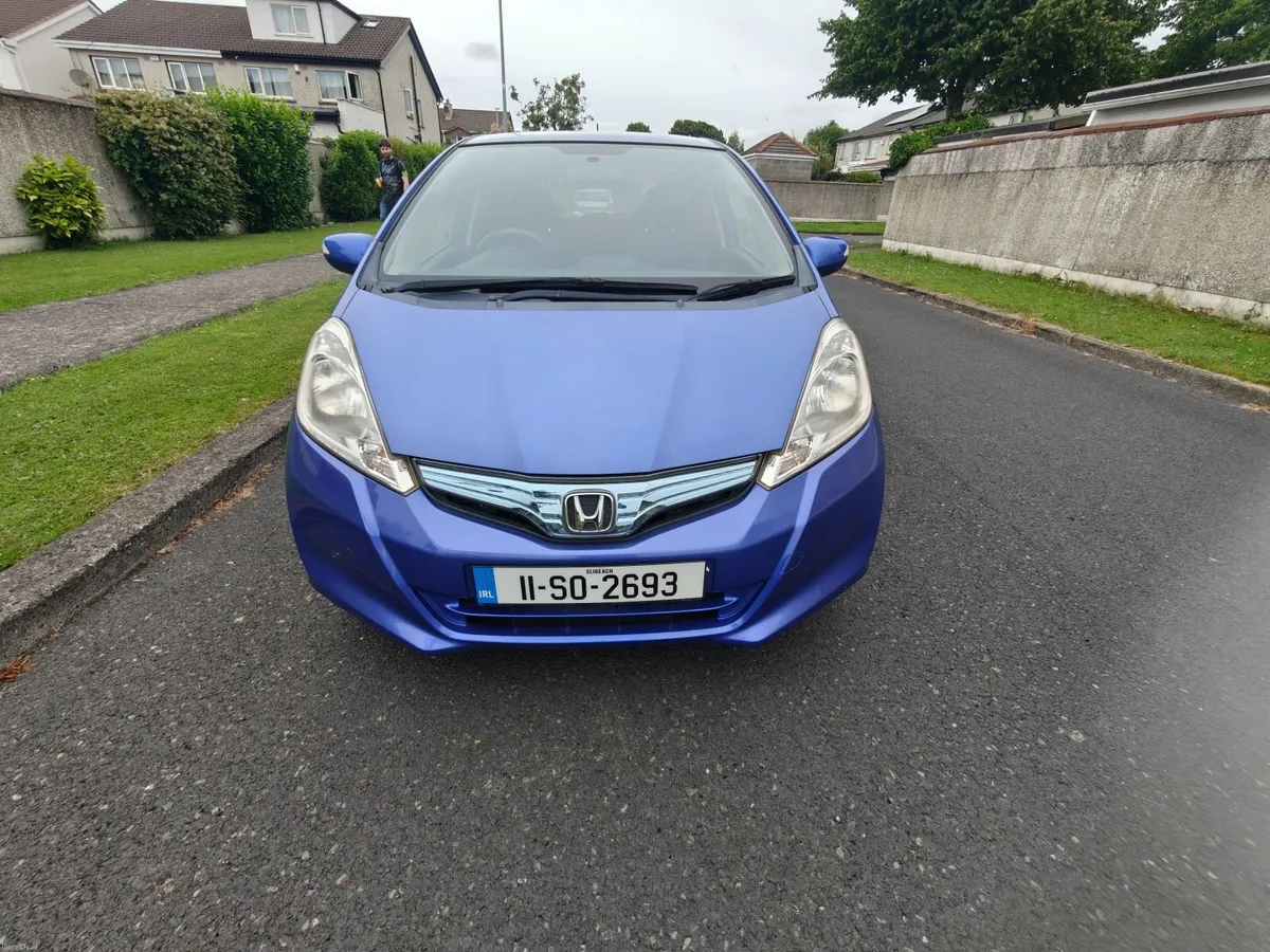 Honda Fit 2011 NEW NCT  Low mileage mint condition - Image 5