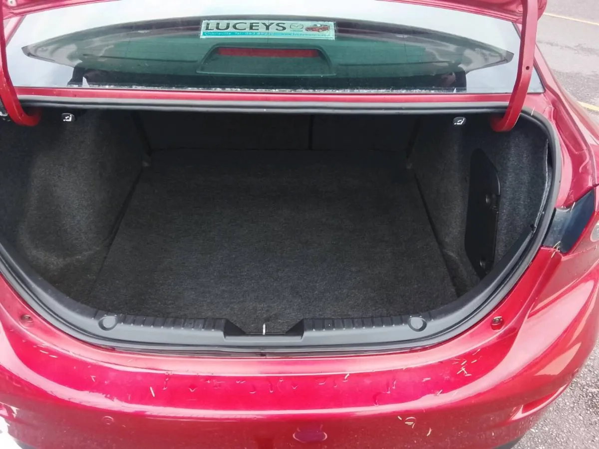 Mazda 3 - Image 3