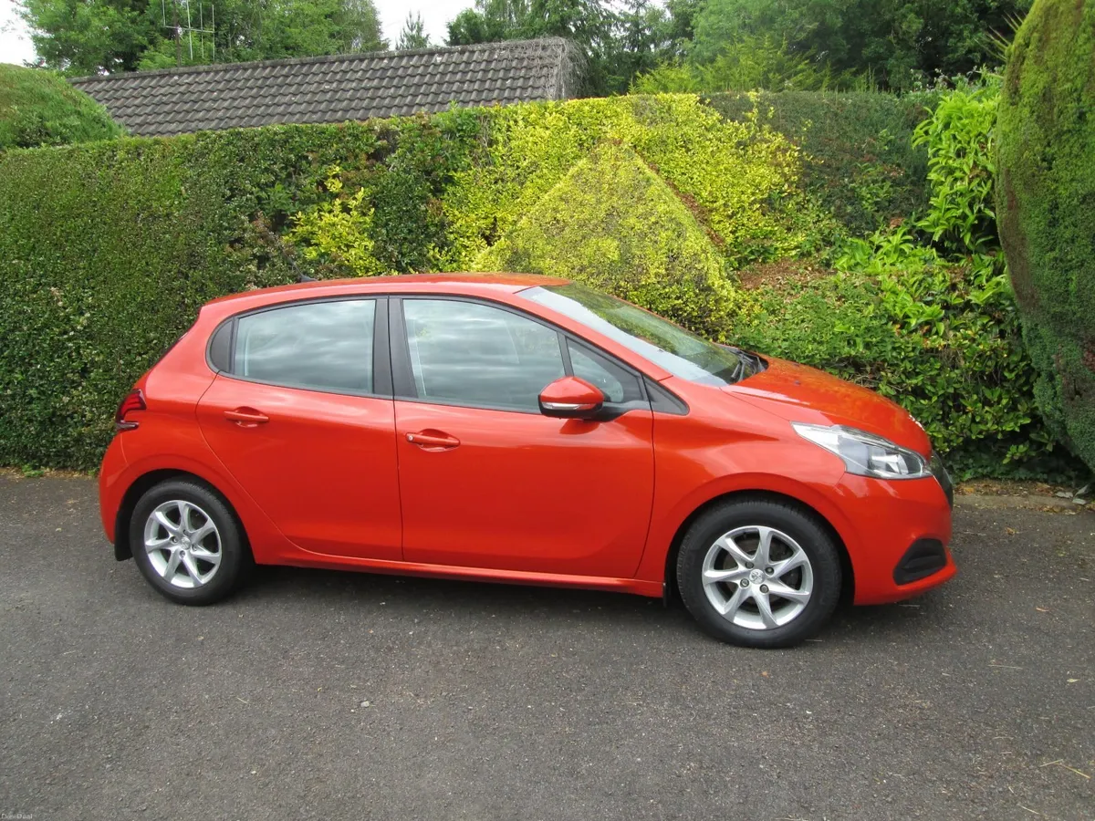 2015(152)Peugeot 208 1L Petrol Active VTi PureTech - Image 2