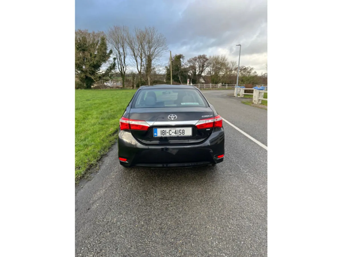 Toyota Corolla 1.4 D-4D TERRA 4DR - Image 5