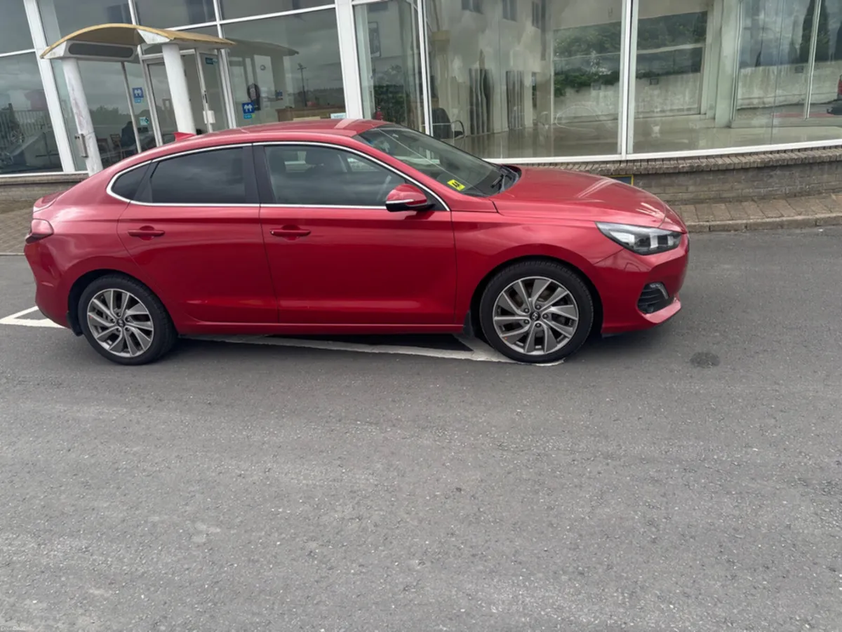 Hyundai i30 I 30 FASTBACK 5DR - Image 3
