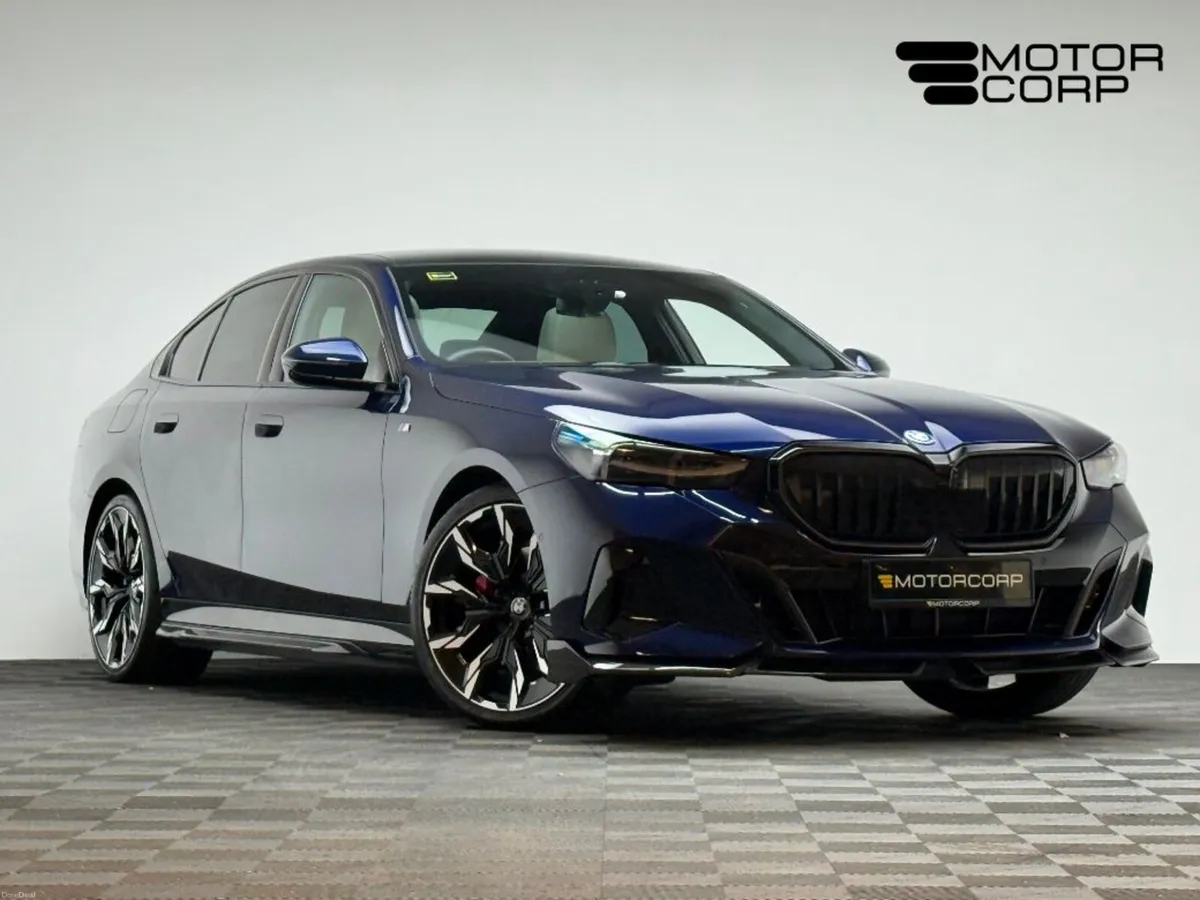 BMW 5-Series 530E M SPORT PRO CARBON KIT - Image 1