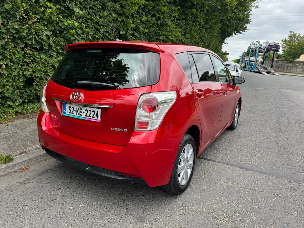 Toyota Verso Aura 7 seater - Image 4