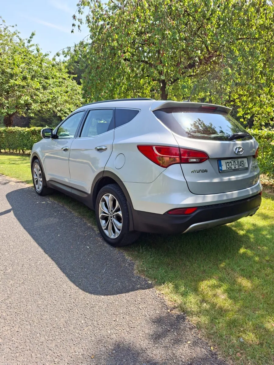 2013 Hyundai Santa fe automatic diesel - Image 4