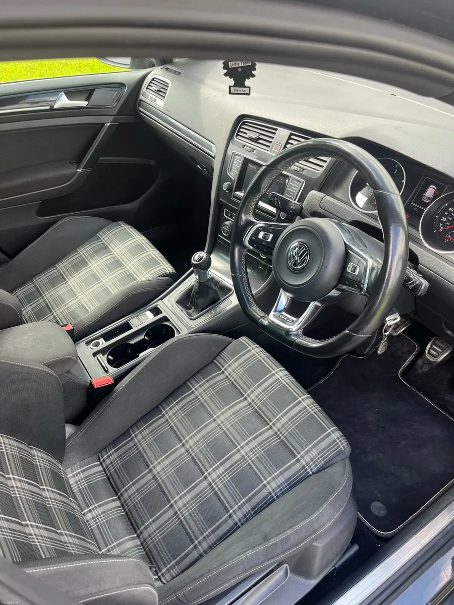 2014 VW Golf GTD - Image 4