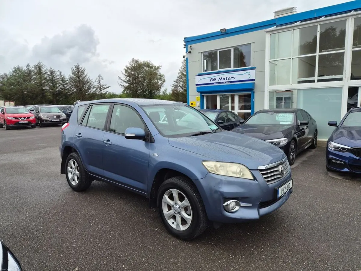 Toyota RAV4 AUTOMATIC 2.2 4X4 SOL - Image 1