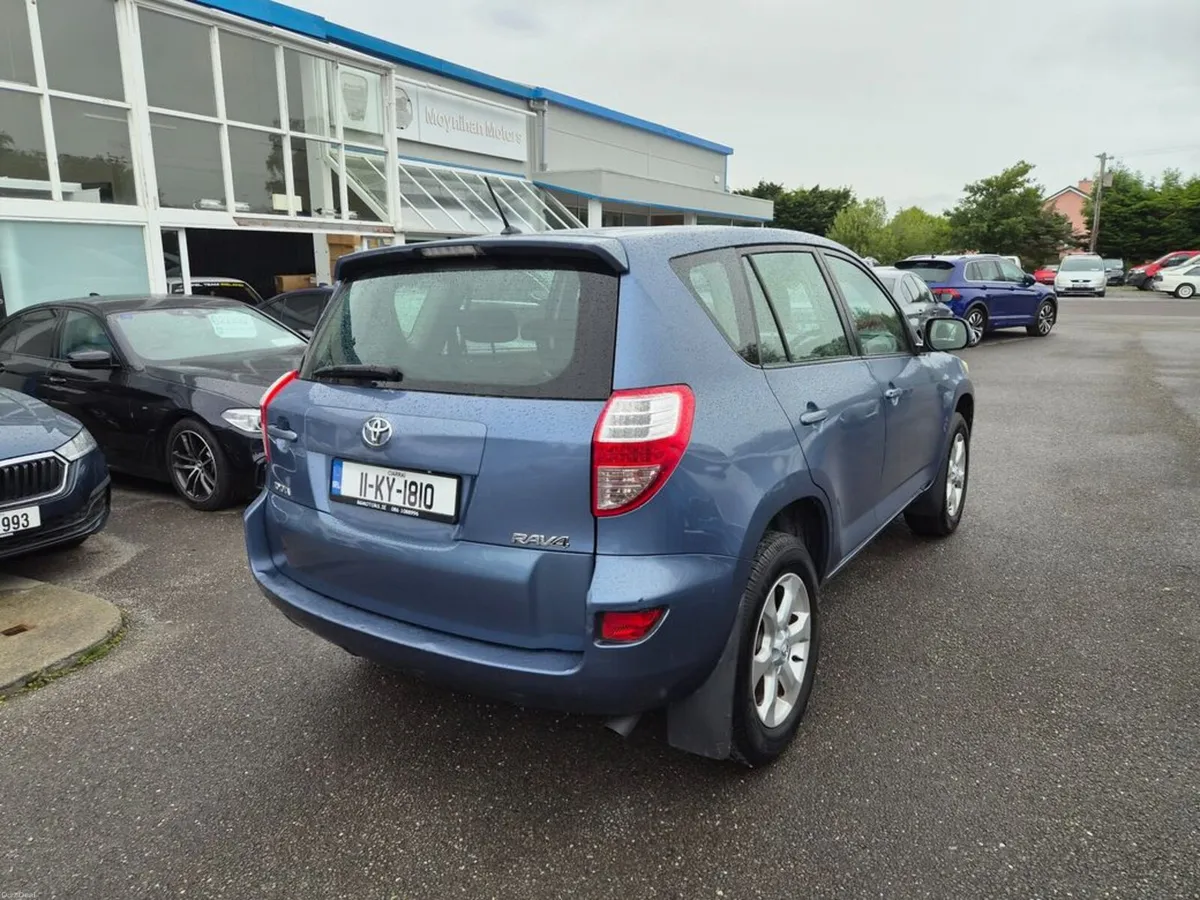 Toyota RAV4 AUTOMATIC 2.2 4X4 SOL - Image 2