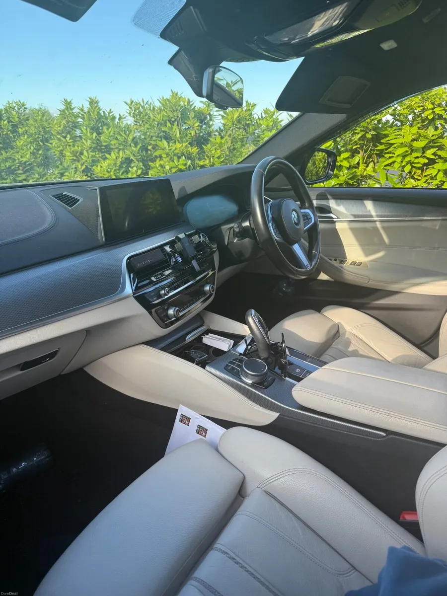 BMW 5-Series 2020 - Image 5