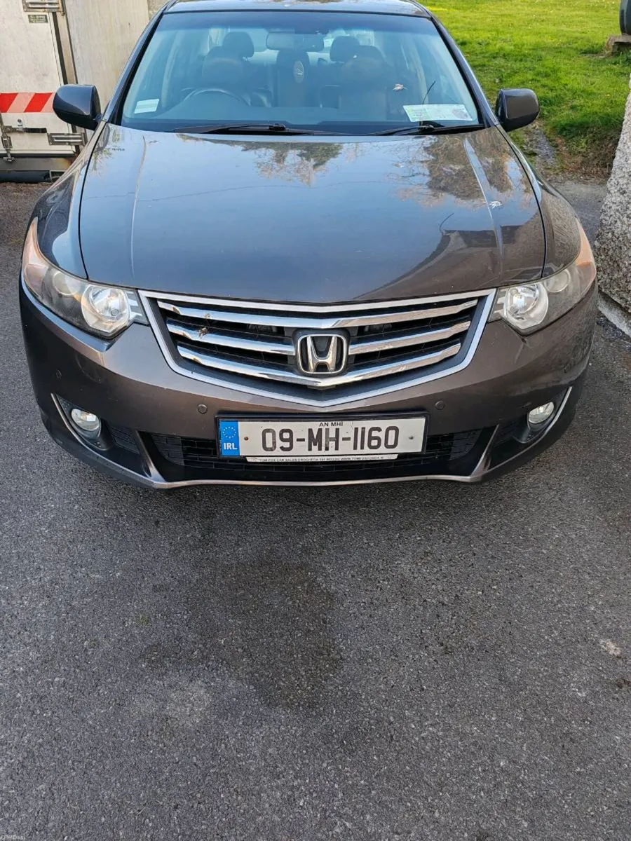Petrol 2.0 L  Honda Accord - Image 1