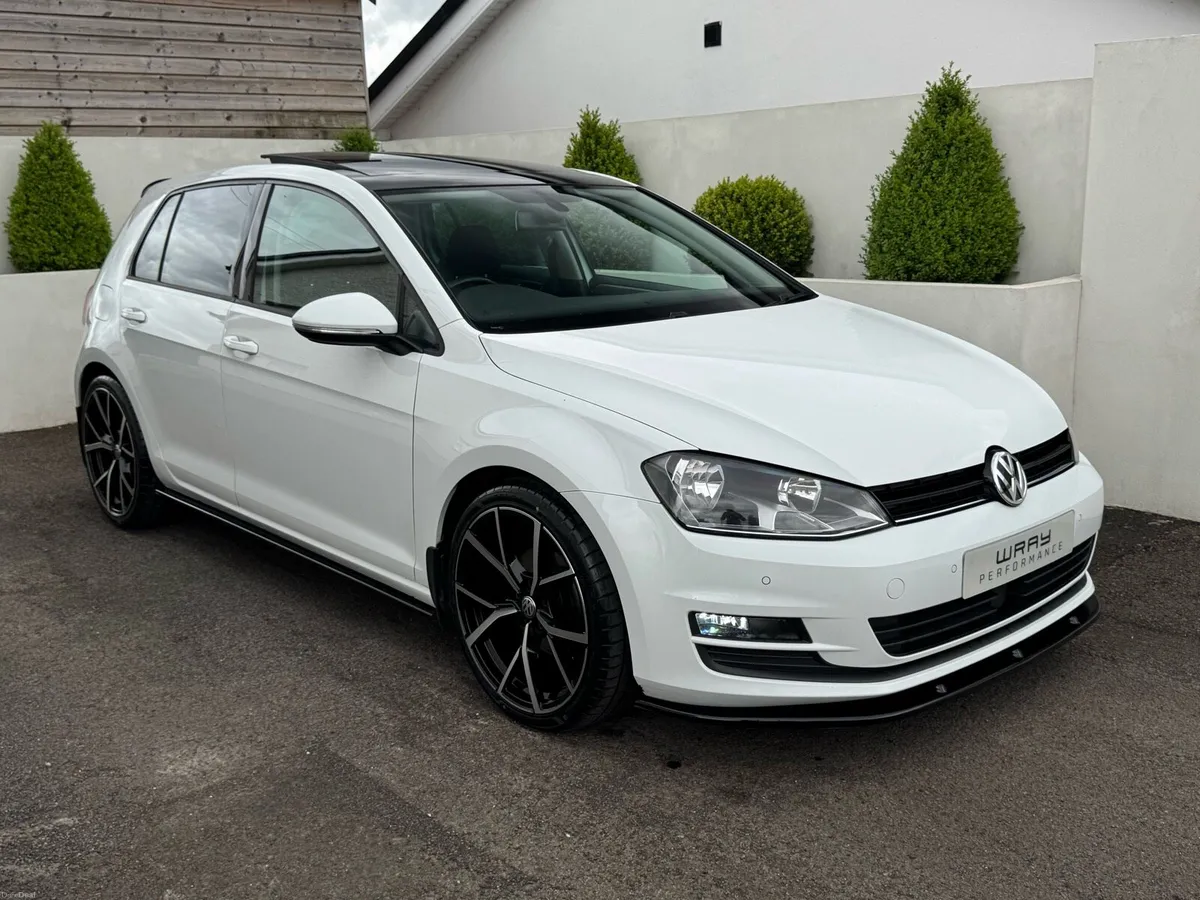 2016 Volkswagen Golf Match 2.0 TDI 150 PanRoof - Image 5