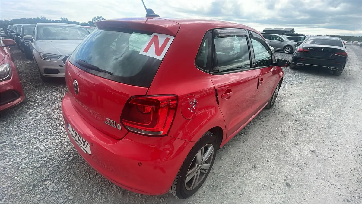 Auto Volkswagen Polo 2014 automatic  1.2L €6900 - Image 4