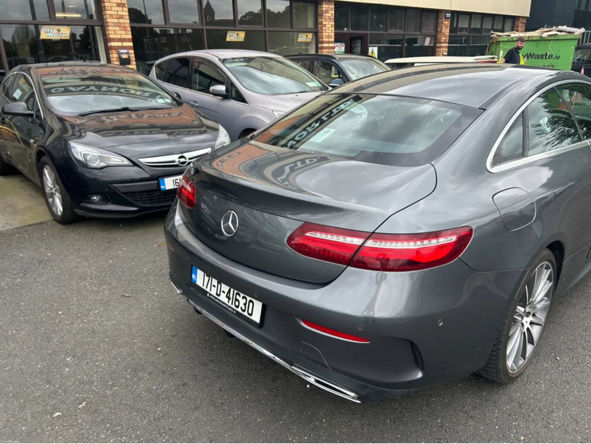 Mercedes-Benz E-Class COUPE   AUTO//51000KLMS//ORI - Image 2