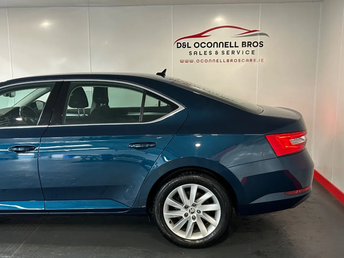 Skoda Superb SE TDI S-A DSG - Image 3