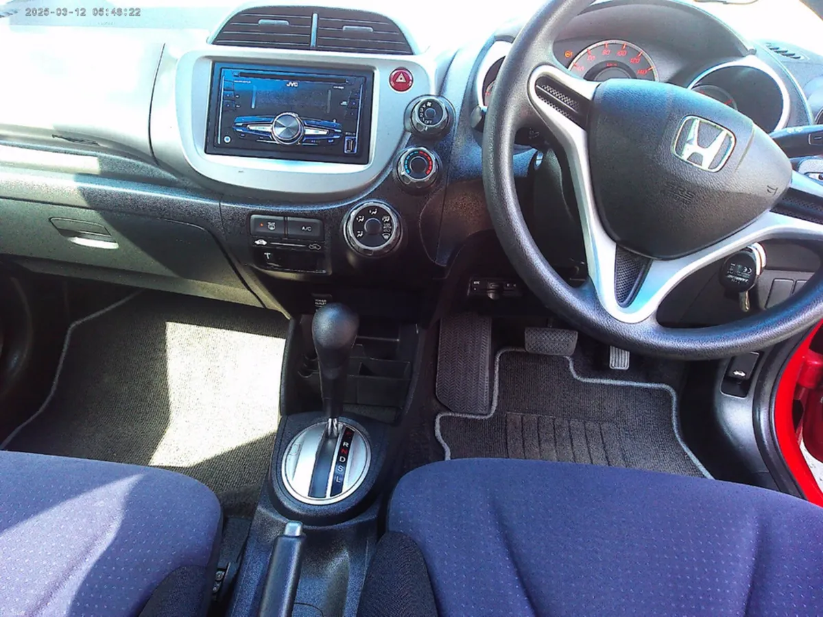 Honda Fit GE6 5DR CVT DBA-GE6 AUTO - Image 3