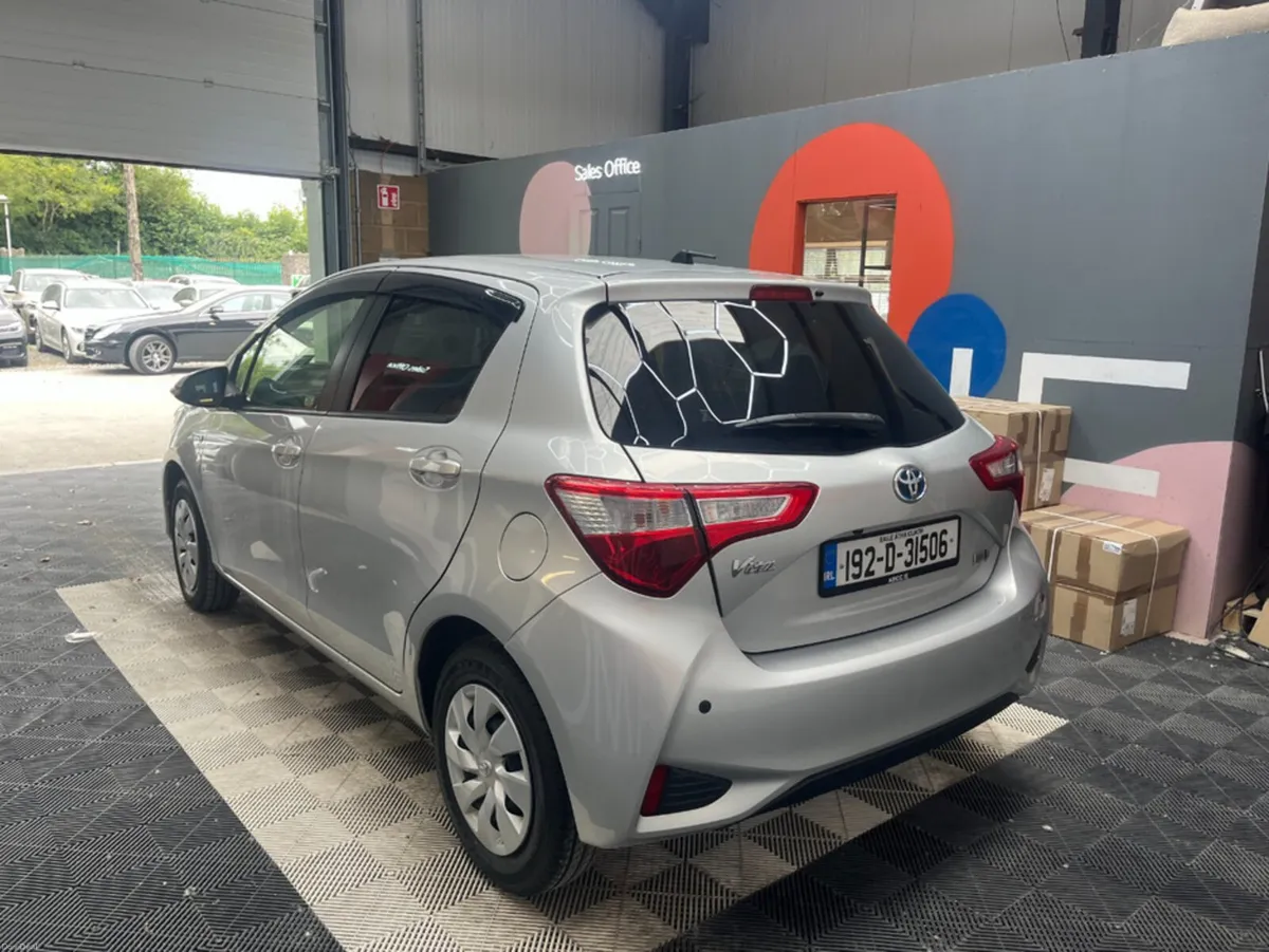 Toyota Vitz 2019 TOYOTA VITZ HYBRID F 1.5 AUTOMATI - Image 4