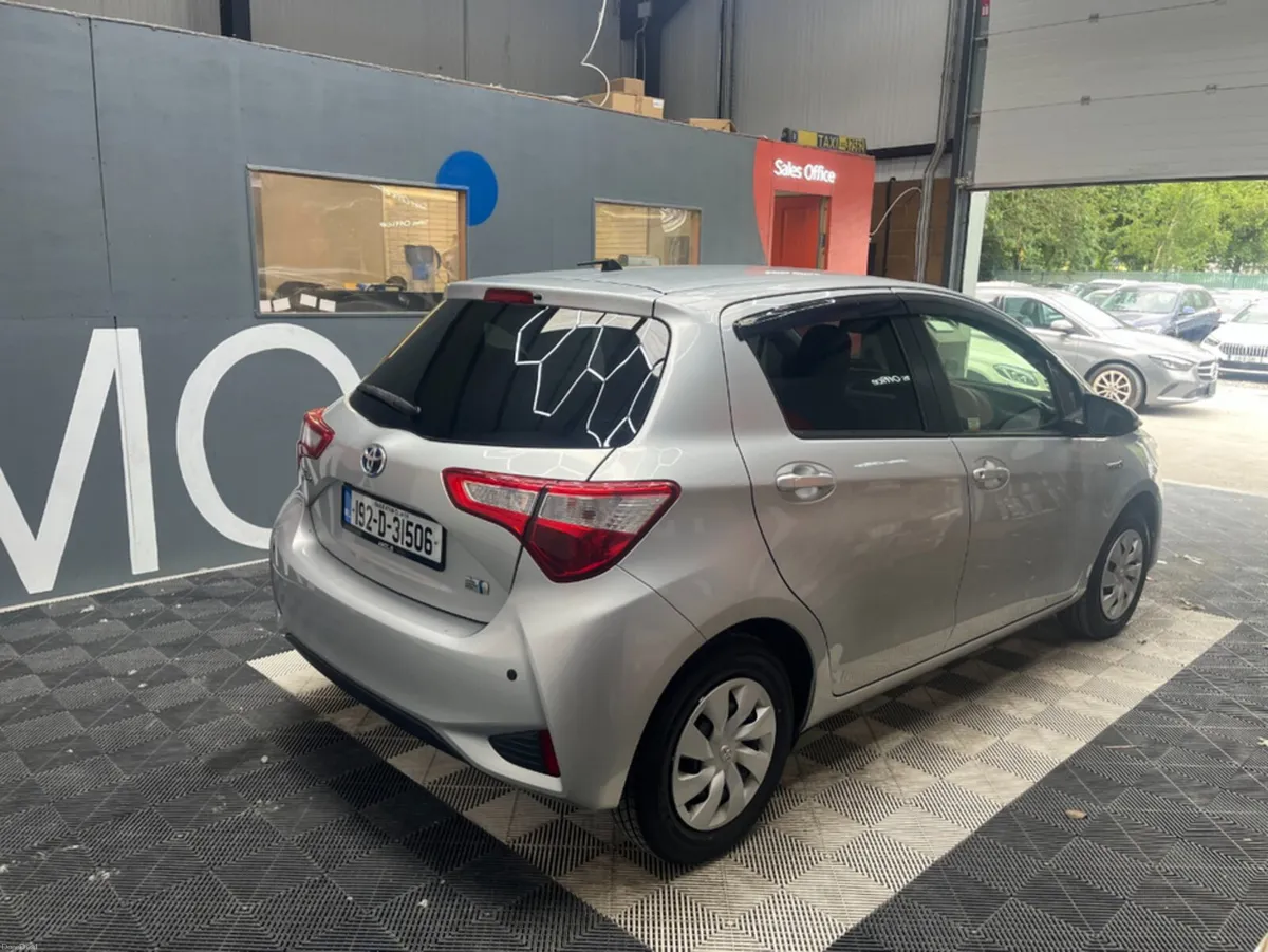 Toyota Vitz 2019 TOYOTA VITZ HYBRID F 1.5 AUTOMATI - Image 2