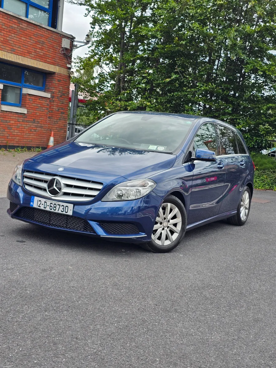 Mercedes-Benz B-Class 2012 Automatic - Image 1