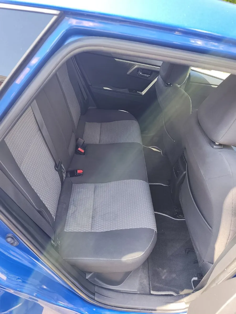 Toyota Auris Hybrid Luna Sport 2018 | Full Toyota - Image 5