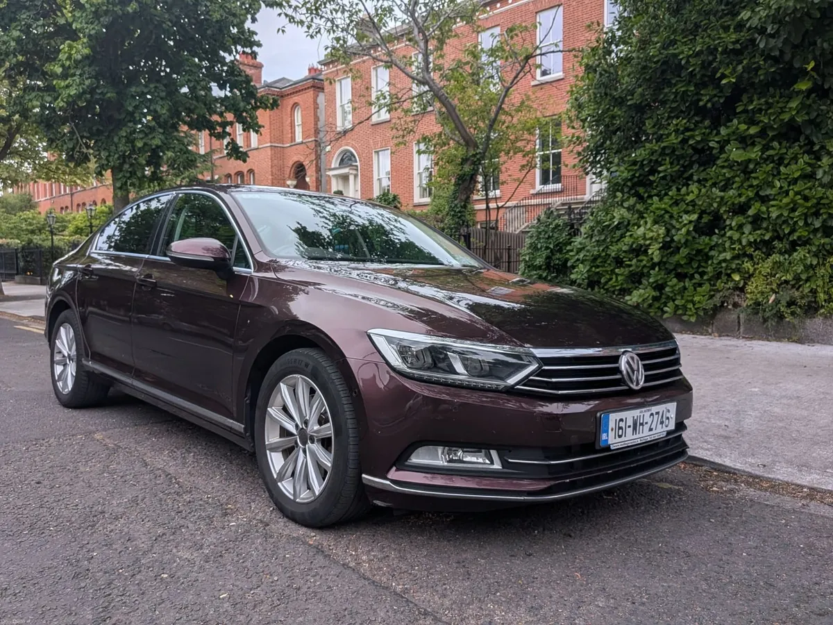 Volkswagen Passat 2016 - full service history - Image 1