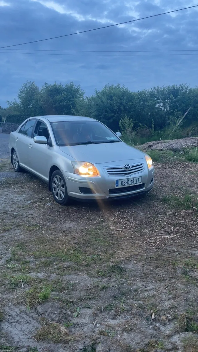 Avensis 2.0 d4d low km - Image 1