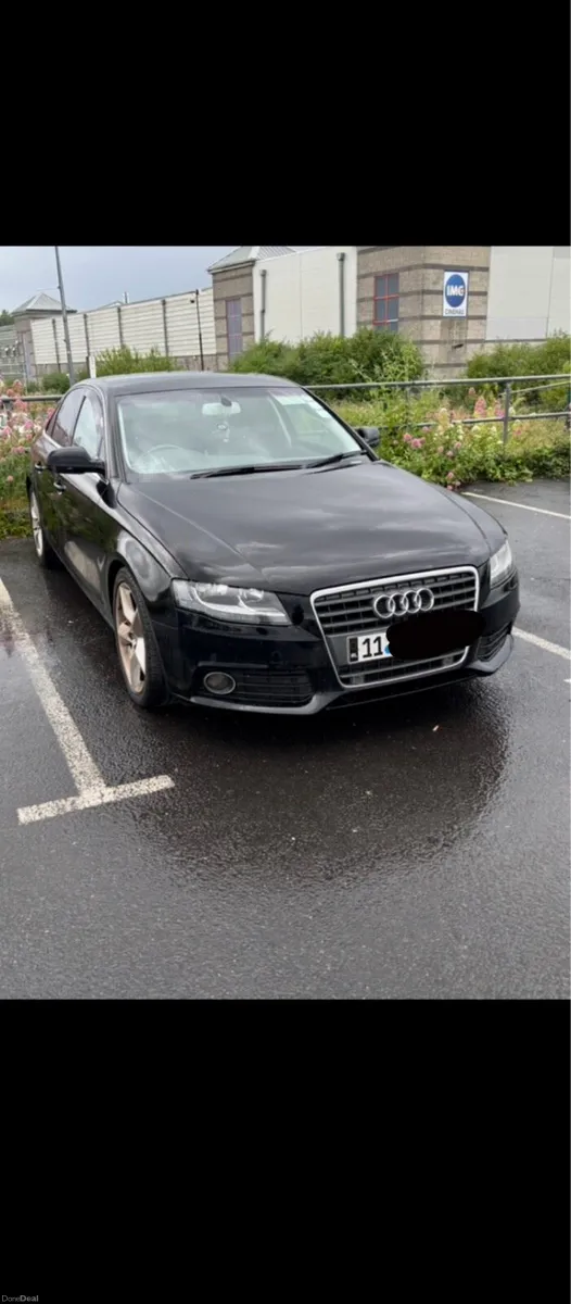 2011 Audi A4 - Image 2