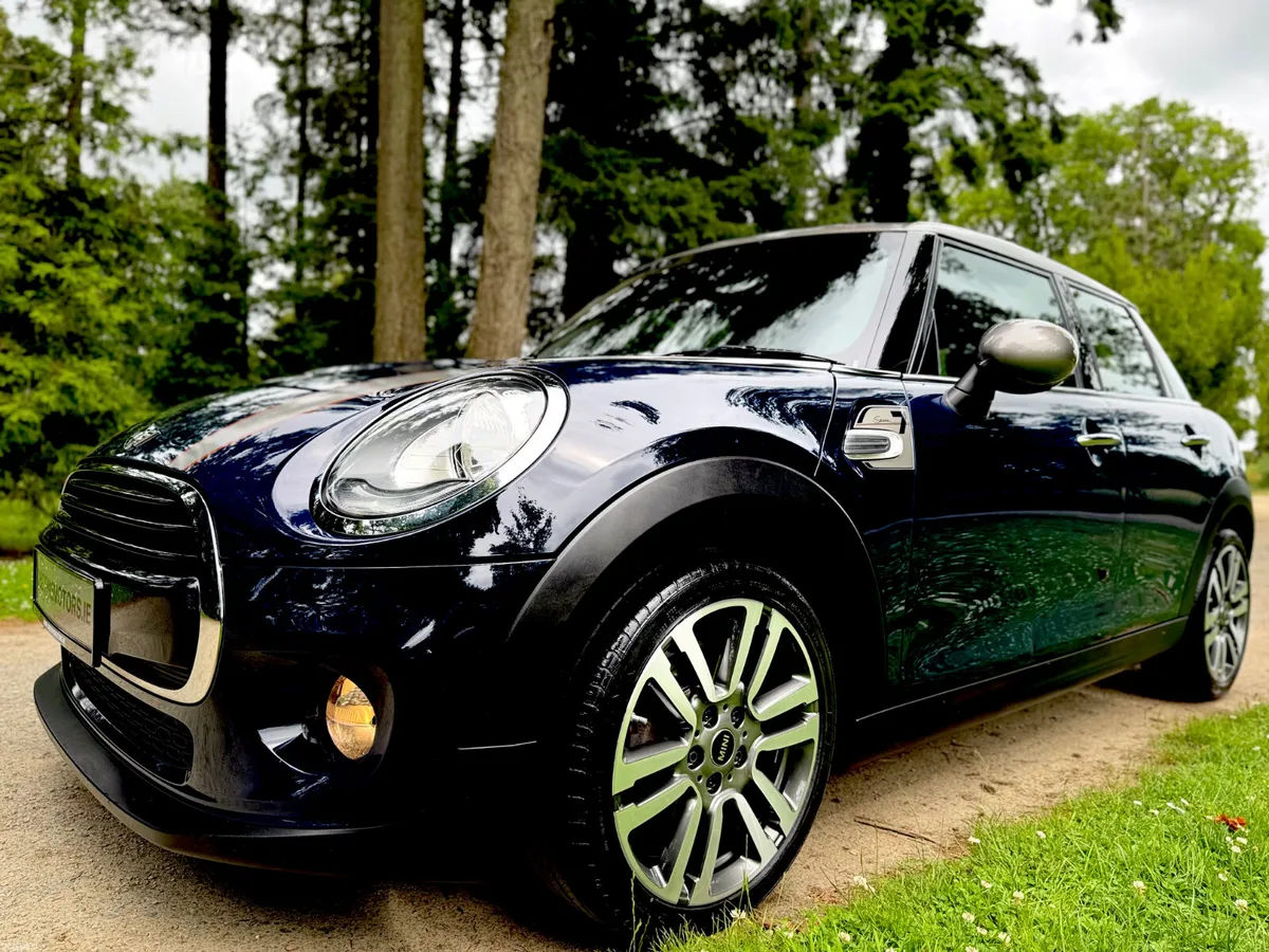 Mini Cooper 2017 - Image 1