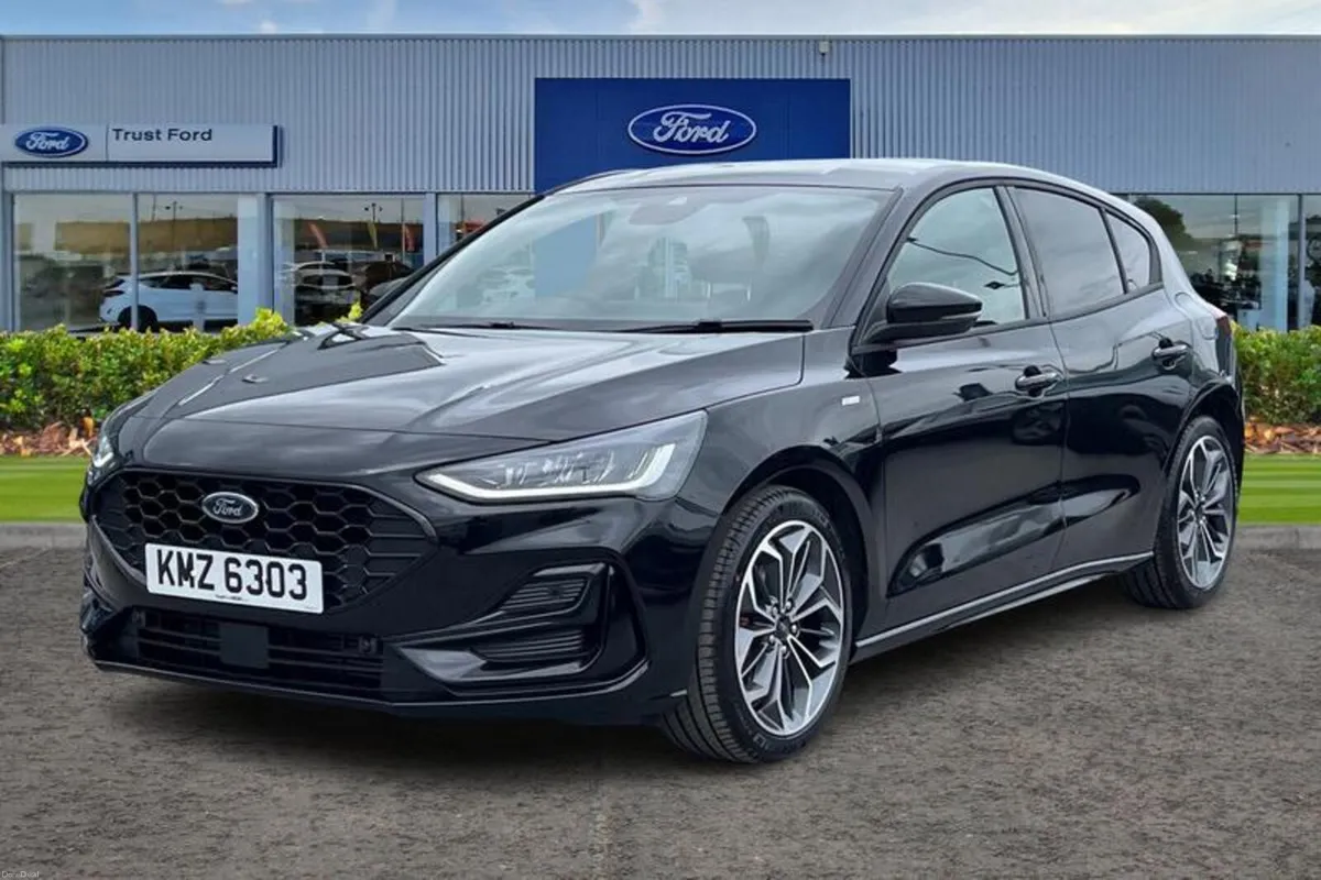 Ford Focus 1.0 EcoBoost Hybrid mHEV 155 ST-Line X - Image 5