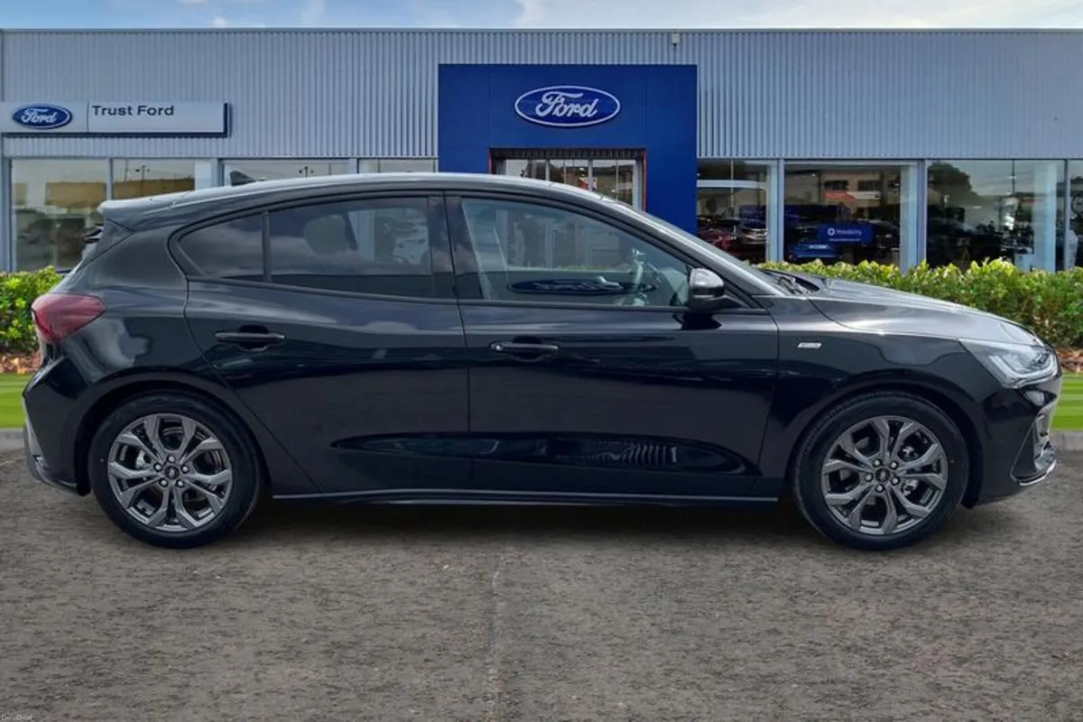 Ford Focus ST-Line - Image 3
