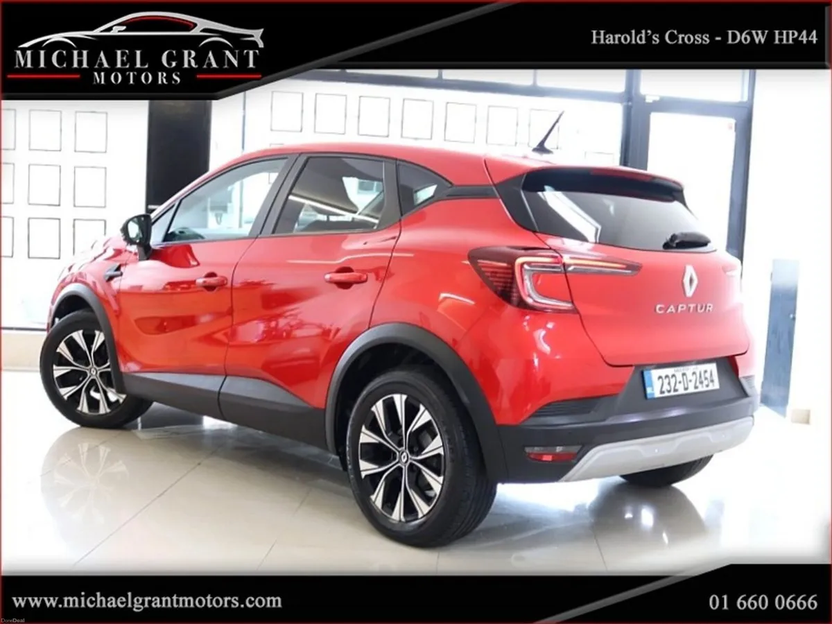 Renault Captur AUTOMATIC 1.3 PETROL TCe 140 EVOLUT - Image 5