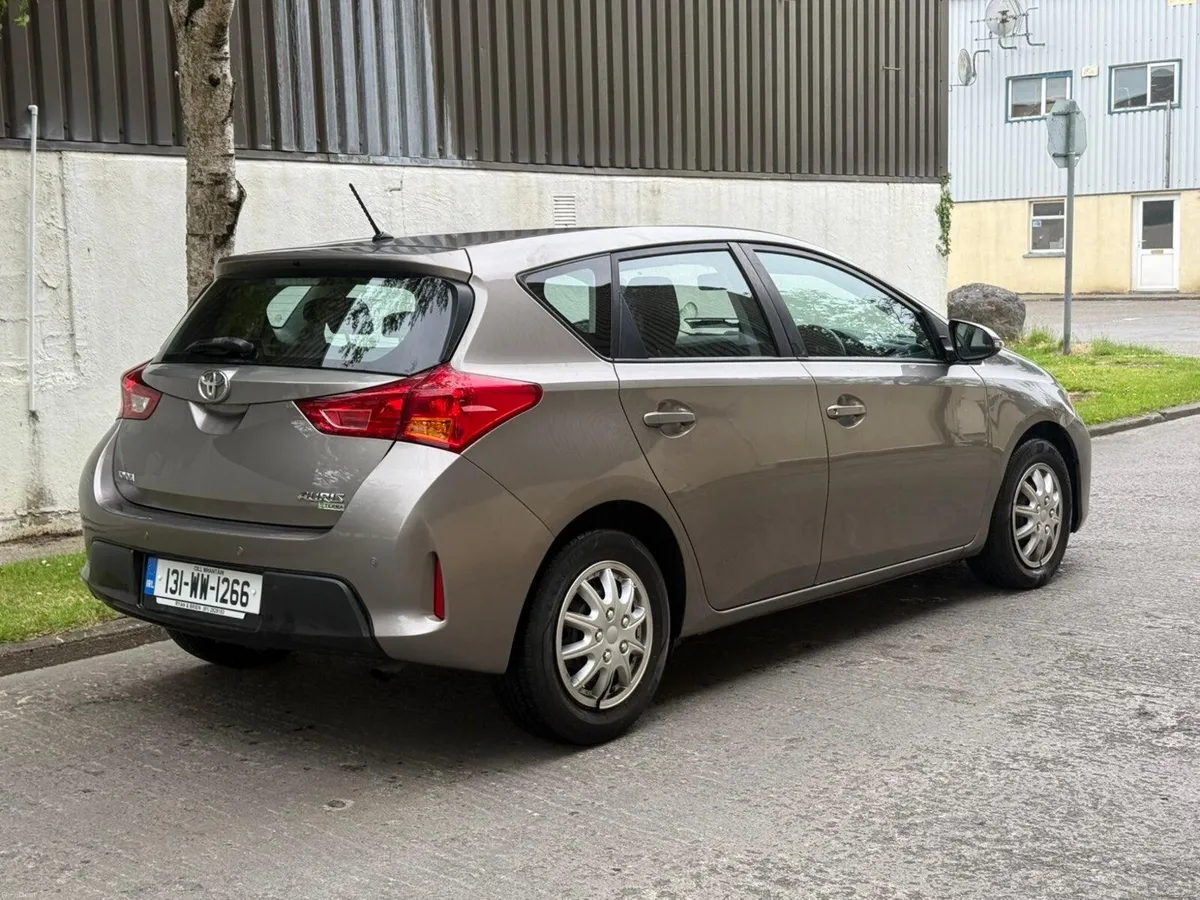 2013 TOYOTA AURIS 1.4 DIESEL - Image 3