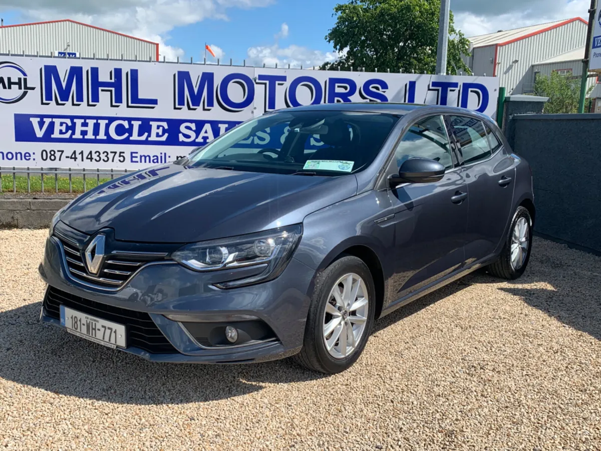 Renault Megane 2018 - Image 2