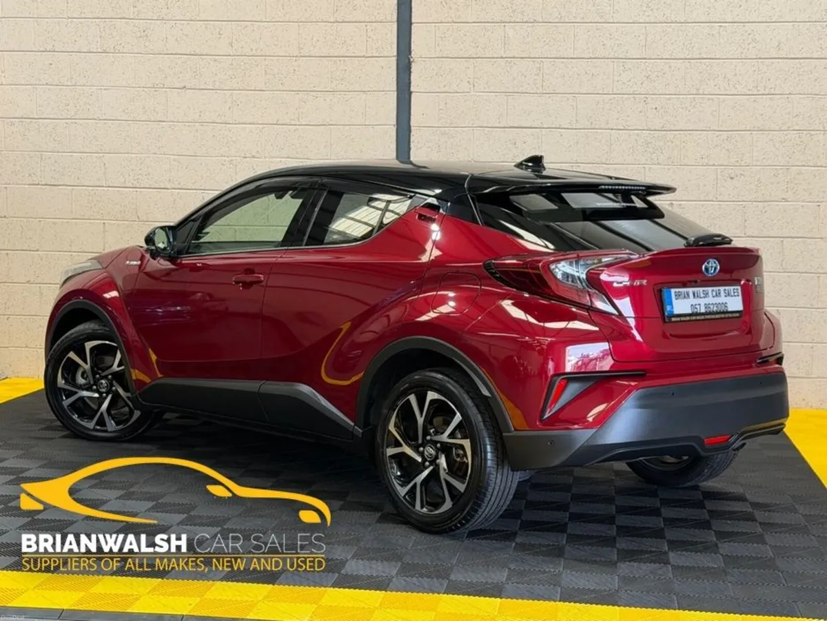 Toyota C-HR G Leather seats - Image 2