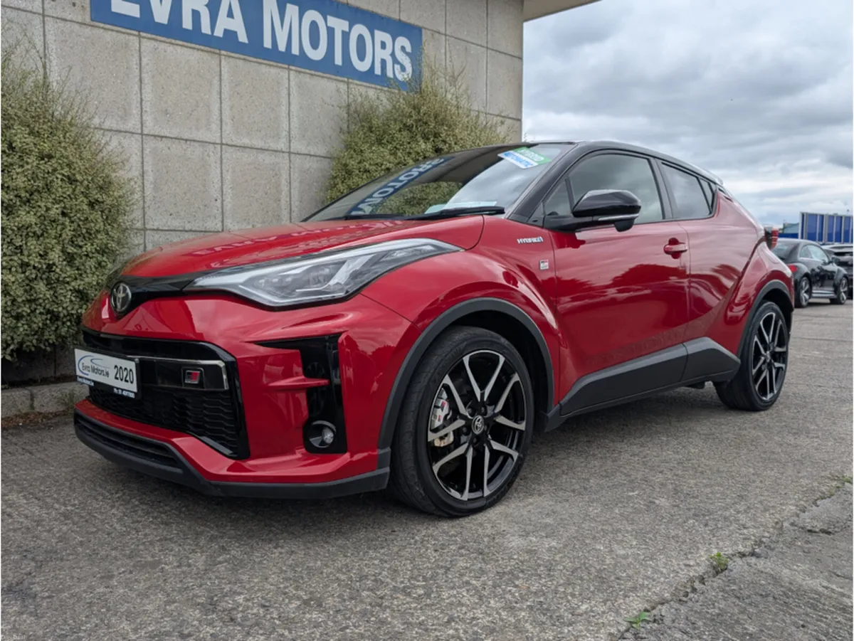 Toyota C-HR GR SPORT AUTOMATIC HYBRID 1.8 PETROL / - Image 5