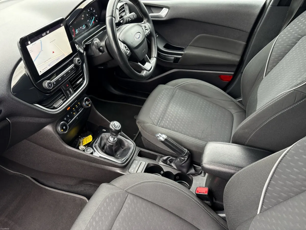 Ford Fiesta 1.0 TITANIUM TURBO 5DR 100PS CNN CB1 - Image 3